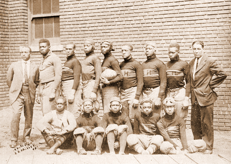 The 1916 Lincoln High School football team.