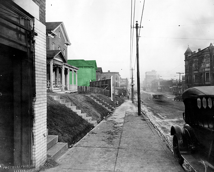 Mott’s house at 822 E. 15th Street in 1919 (highlighted in green).