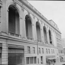 Loew's Midland Theater, Exterior